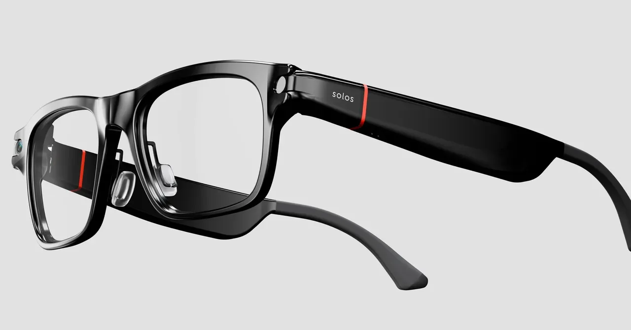 Solos Adds Clip-On Privacy Shield to Camera Glasses