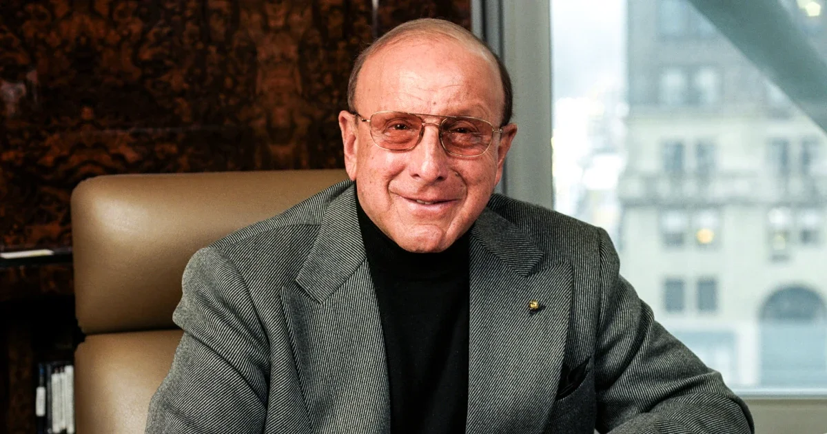 Clive Davis, Architect of Modern Pop, Dies at 94
