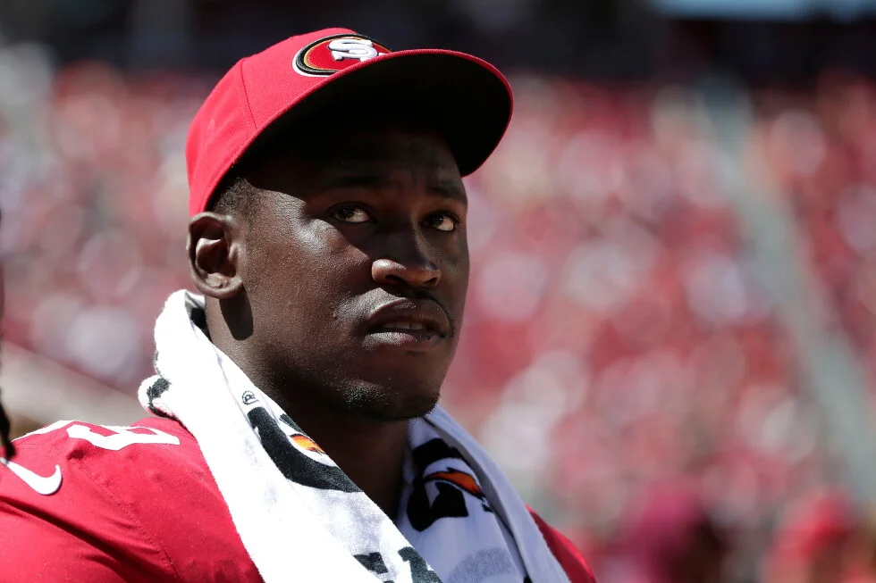 Family Donates Aldon Smith's Brain to CTE Center Amid Death Investigation