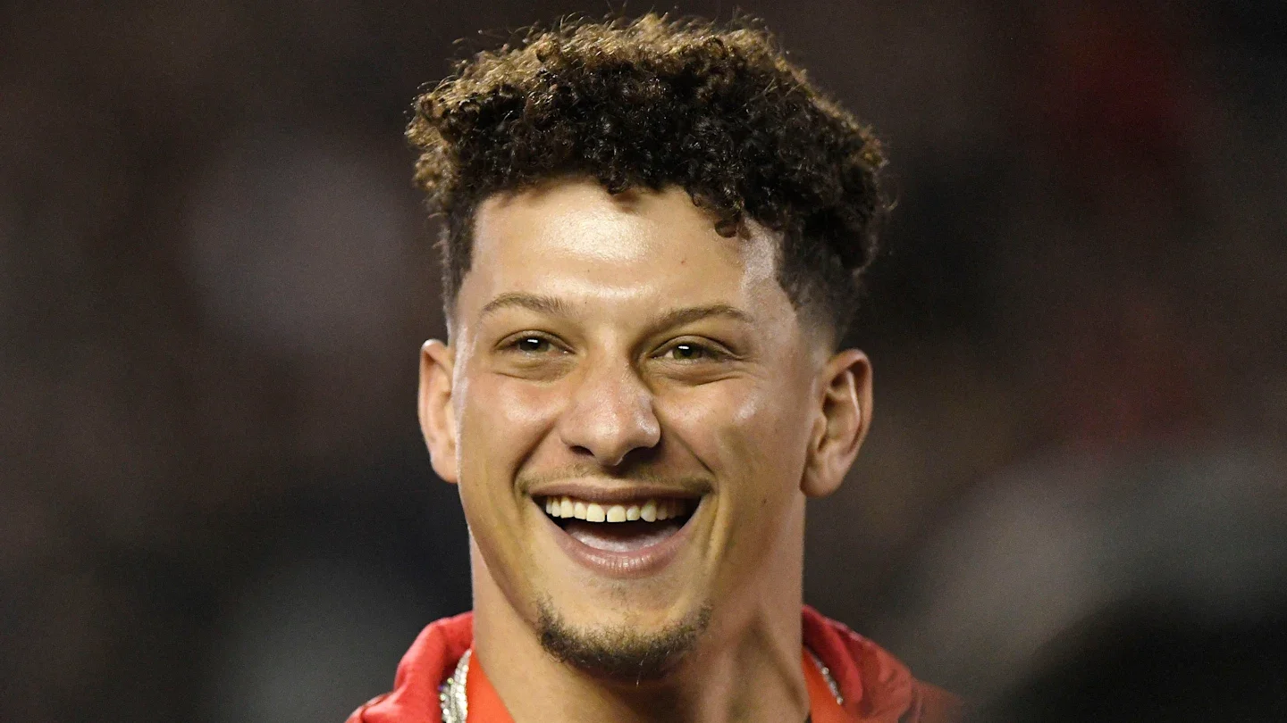 Week 1 MNF Chiefs-Broncos sparks fan buzz as Mahomes eyes return