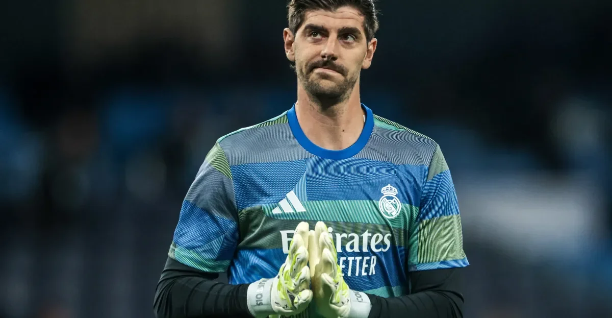Courtois Returns as Real Madrid Names El Clásico Squad for Camp Nou