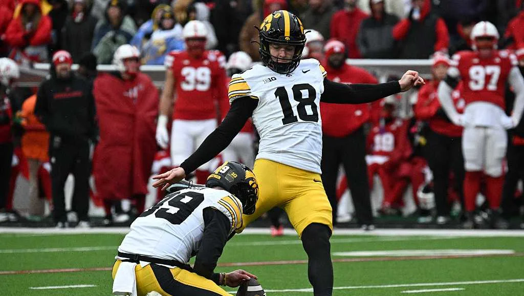 Stevens Expected to Take Commanders' Kicker Role