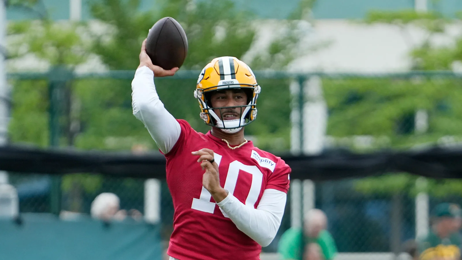 Love, Lloyd and rookies steal the show as Packers open training camp