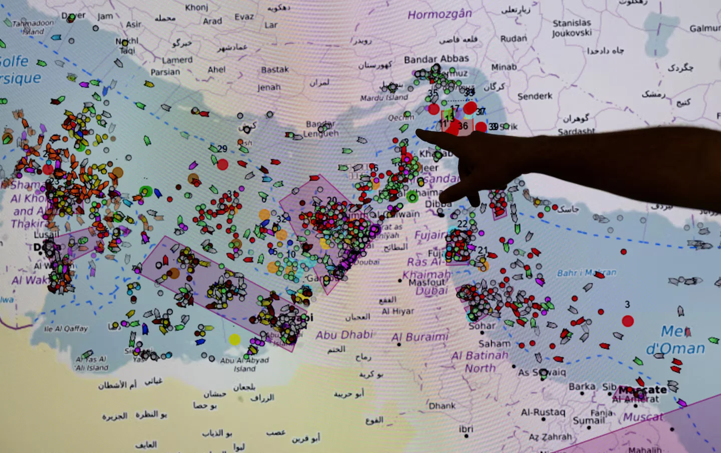 CIA: Iran Could Weather Months of Hormuz Blockade, Signals Longer Economic Pain