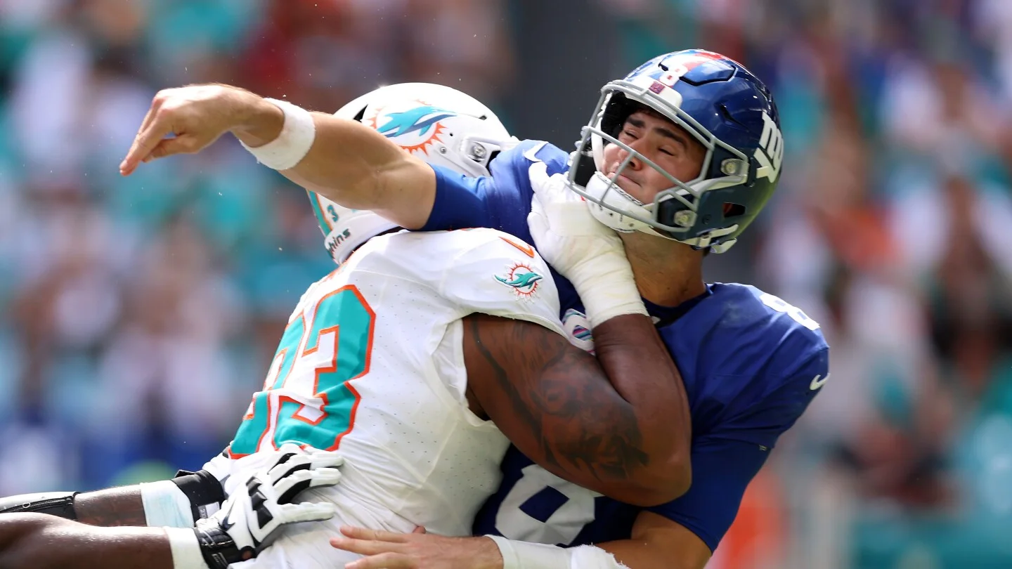 Daniel Jones' Neck Injury Raises Concerns for Giants