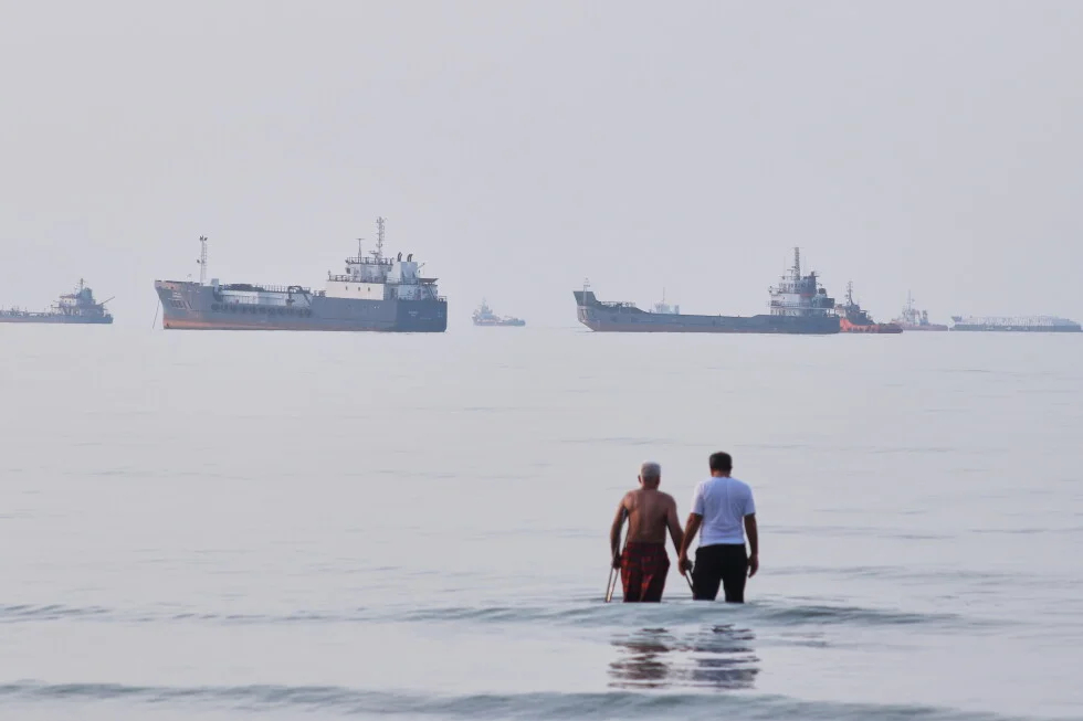 Brinkmanship on the Edge: US and Iran Race Toward War