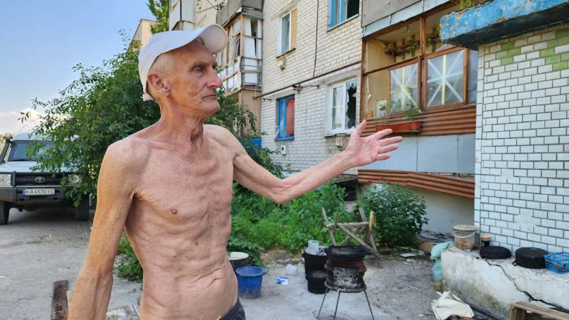 Surviving the Frontline: Ukrainian Town's Desperate Wait for Peace