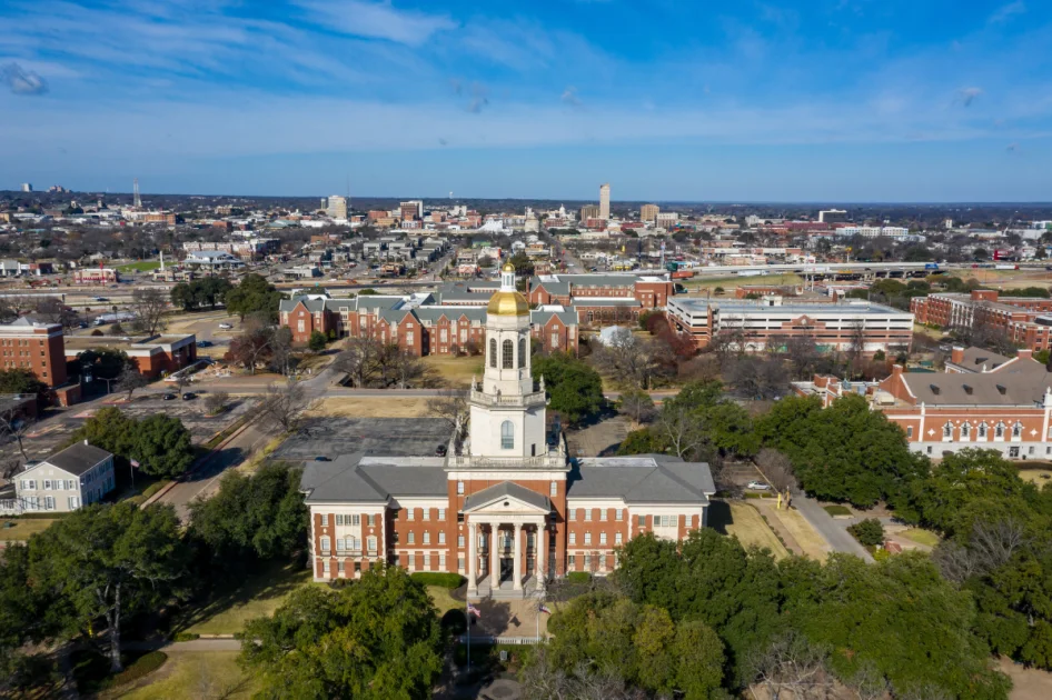 Baylor's Free-Speech Moment: Conservative Tour and Inclusive Voices Clash on Campus
