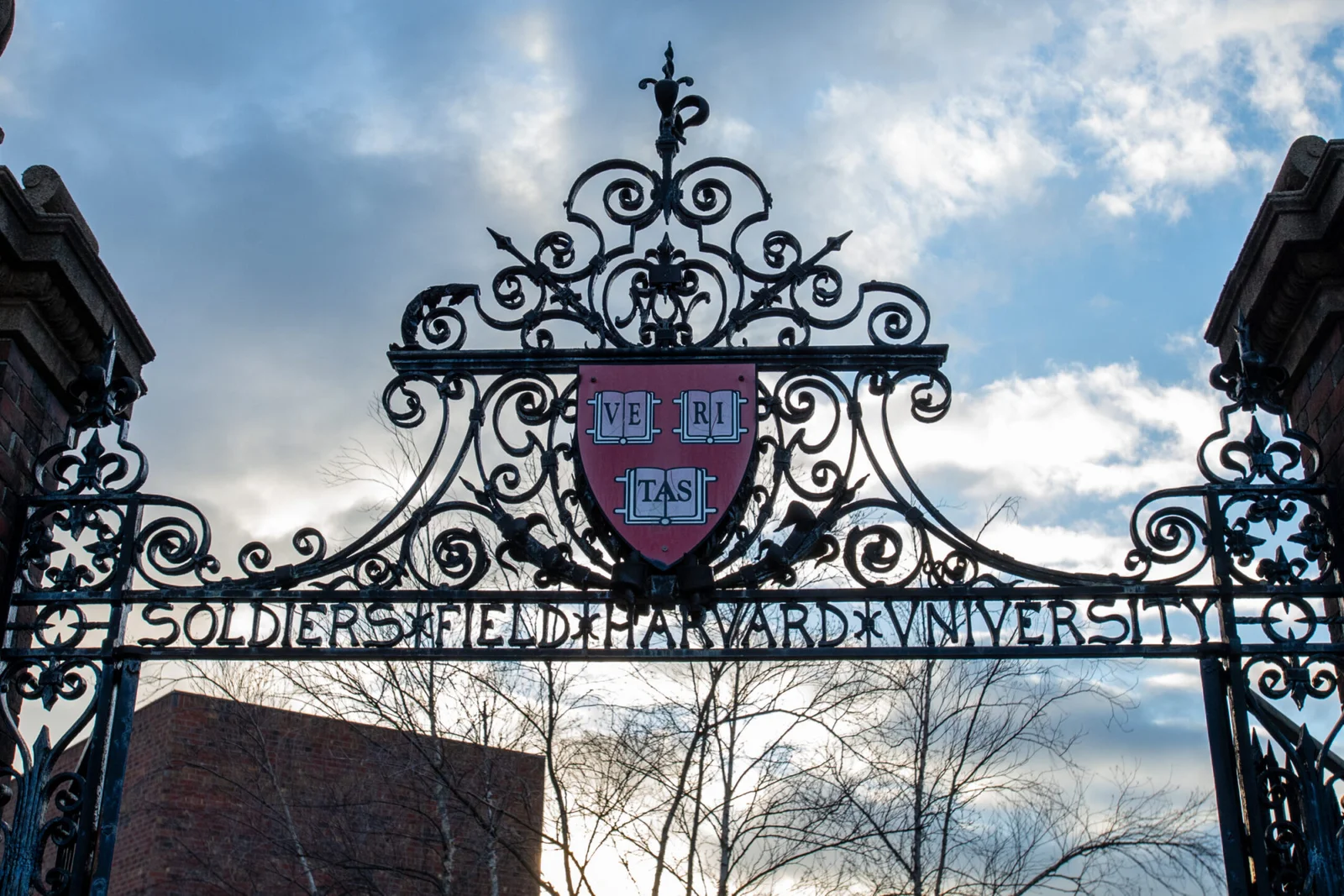 Harvard Funding Dispute Highlights Political and Antisemitism Allegations