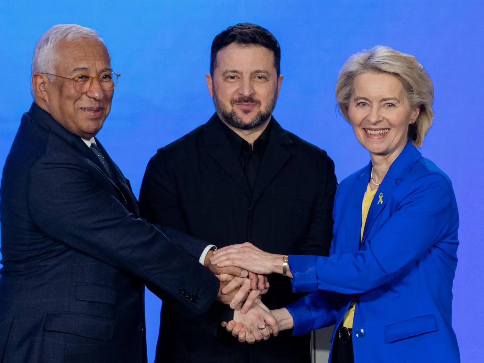 EU restarts accession talks with Ukraine and Moldova after veto lift