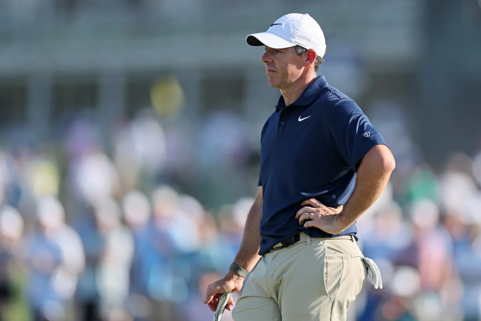 McIlroy’s final-round fade ends with fan ejection at Aronimink