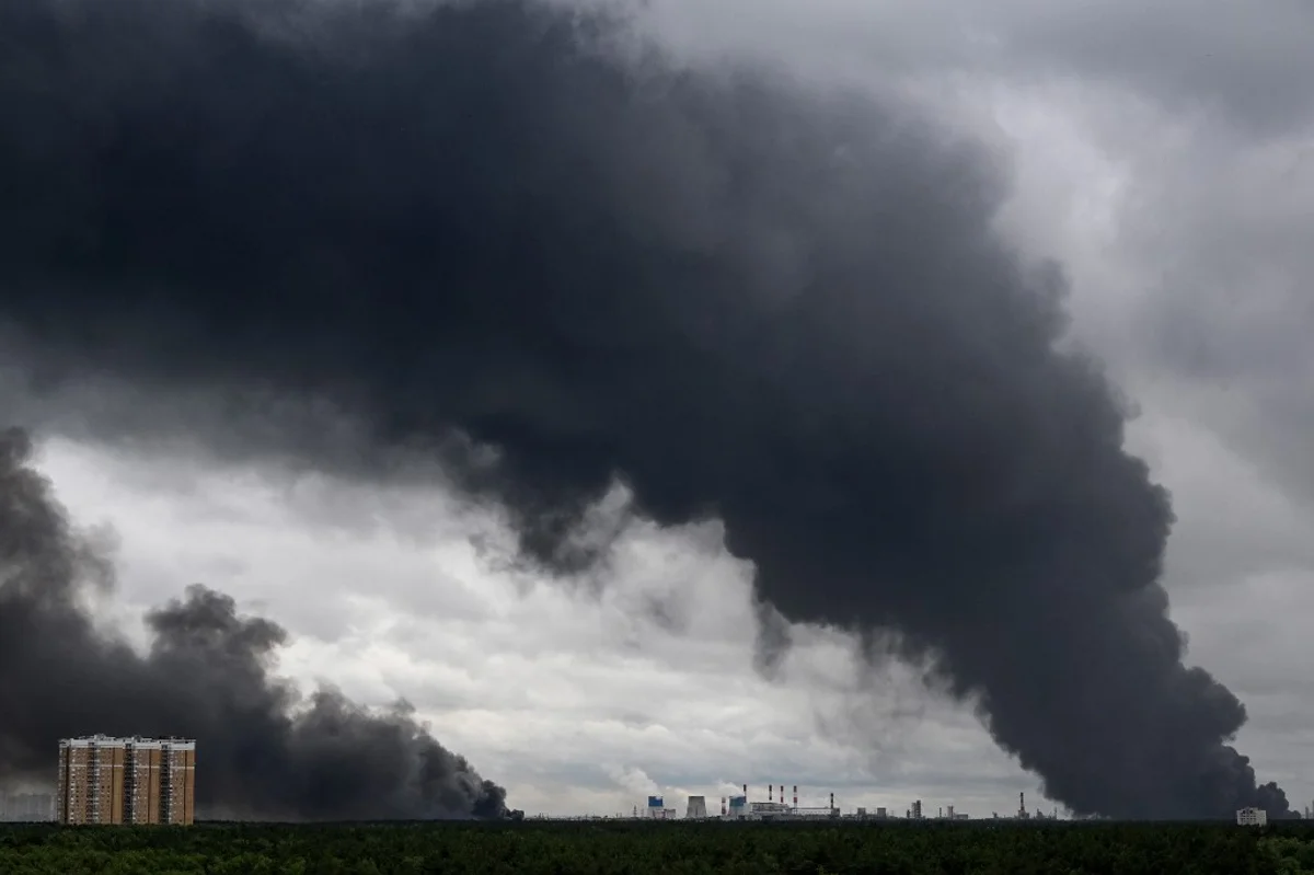 Drone Strike on Moscow Refinery Tests Kremlin's Defenses