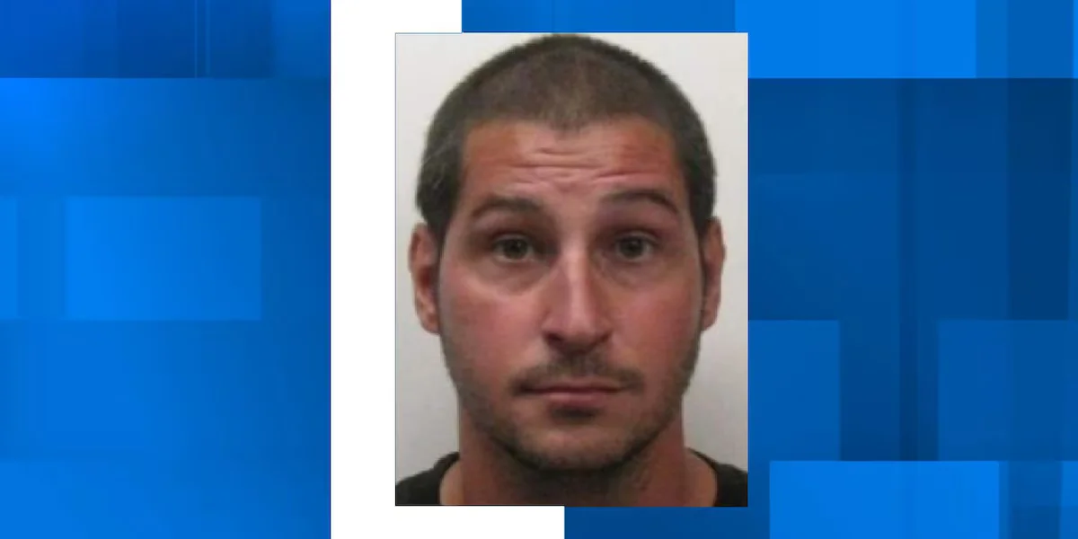 Manhunt underway for armed and dangerous kidnapping and homicide suspect.