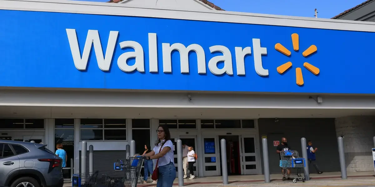 Walmart's Q2 Beat Overshadowed by Signs of Slower U.S. Spending