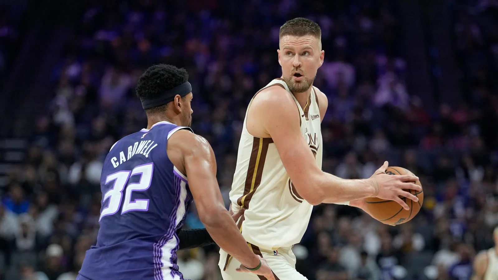 Porziņģis stays in Golden State on 2-year, $40M deal