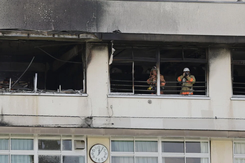 Mass Evacuations After Fire at Tokyo Elementary School