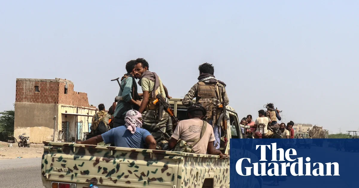 Red Sea Frontline: Yemen clashes kill at least 60 as Houthis press westward