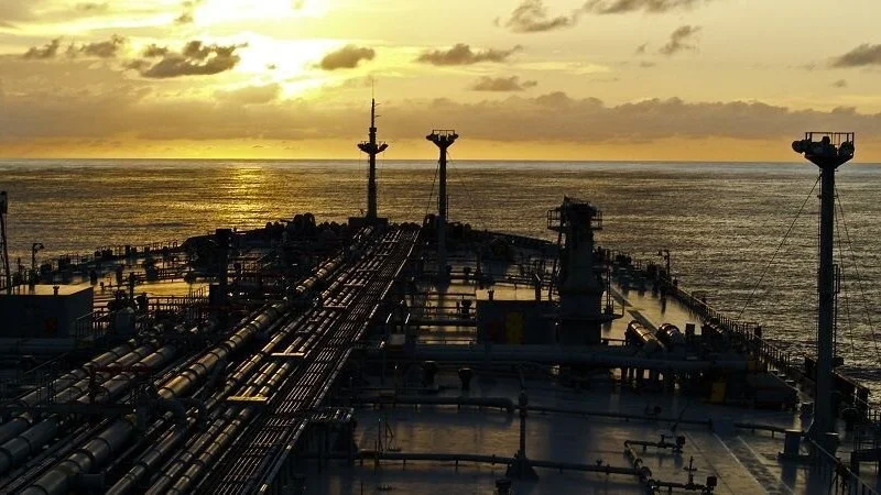 StanChart Warns Oil Correction May Prove Short-Lived Amid Hormuz Risks