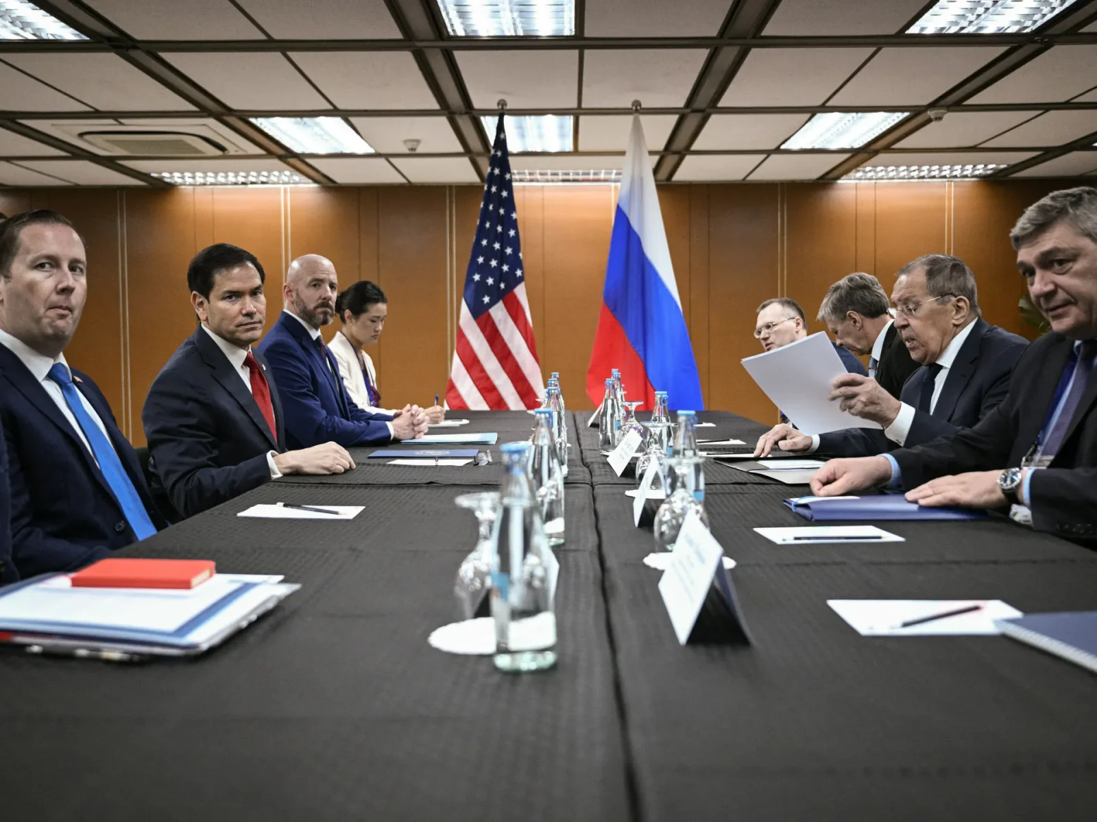 Manila Talks Signal Renewed Push for Ukraine Peace