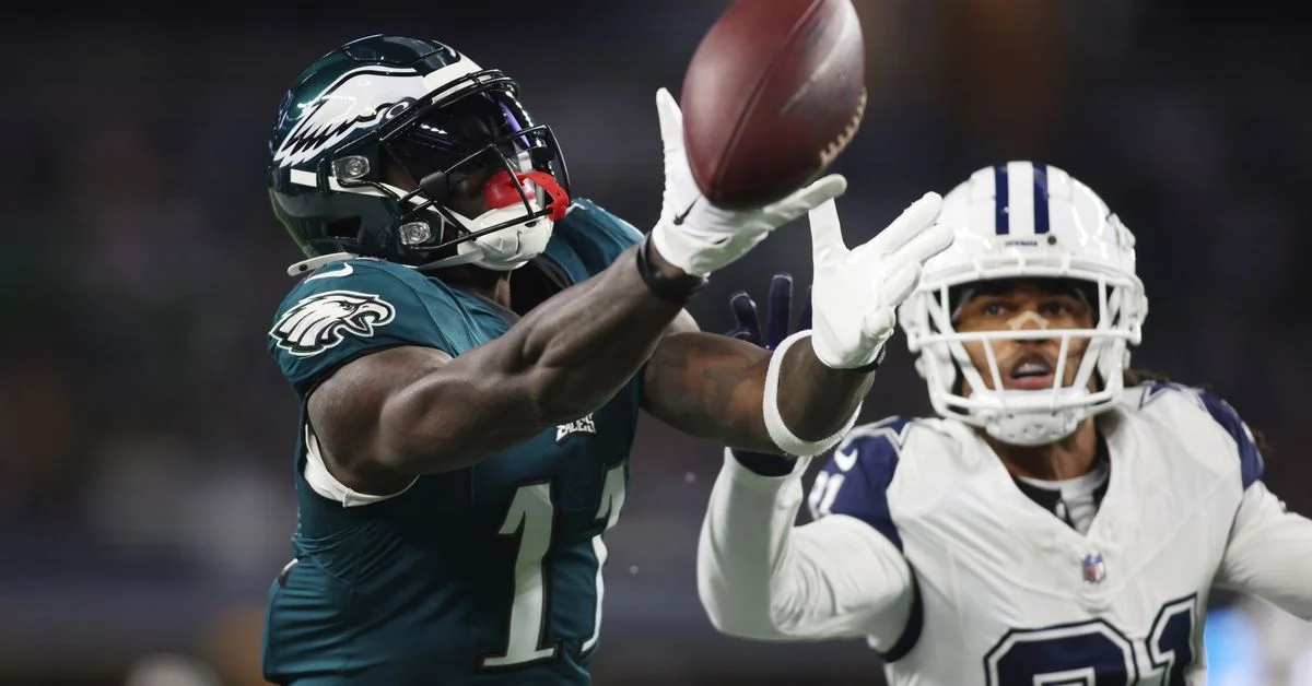 Eagles Offense Struggles, Raising Concerns for Rest of Season