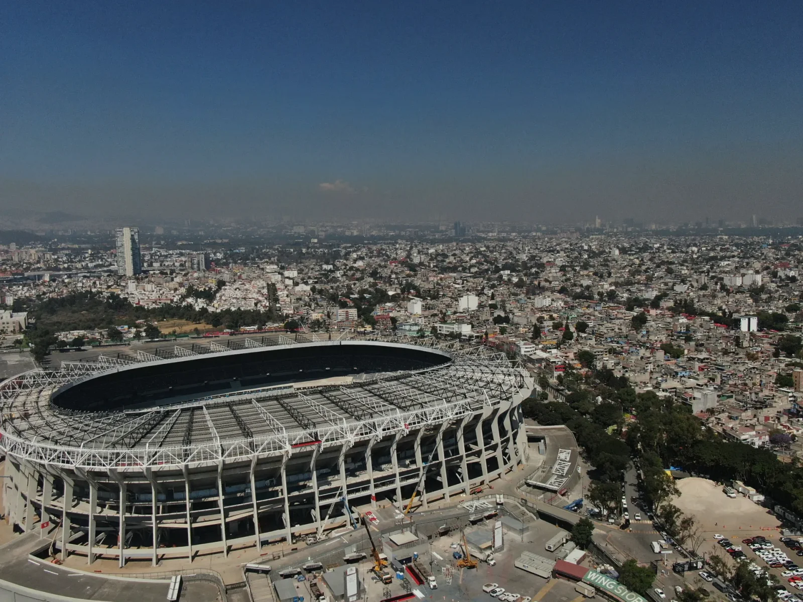 England vs Mexico Knockout to Proceed at Azteca Amid Weather Rumors