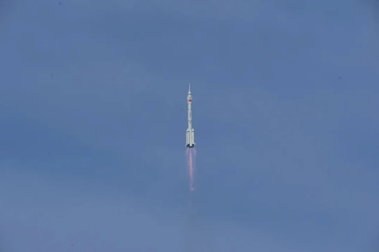 China’s Shenlong spaceplane may have deployed an object into orbit, observers report