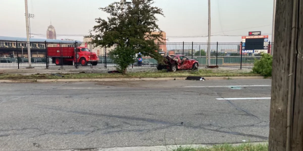 Multiple Car Crash in Lansing Leaves Several Seriously Injured