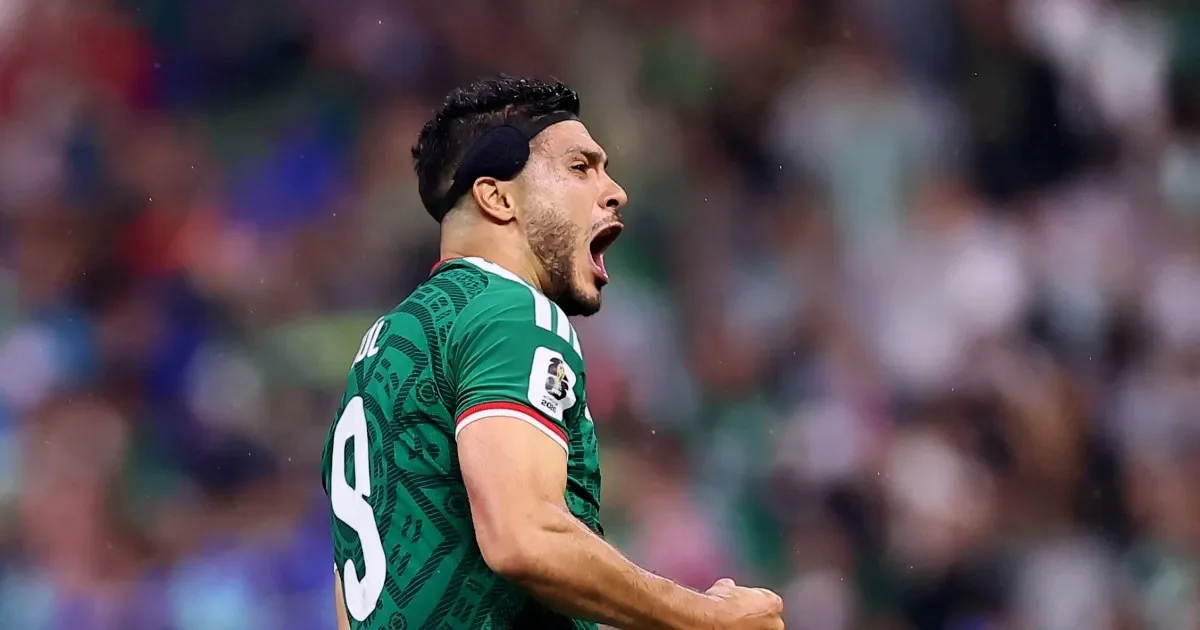 Azteca magic ends 40-year knockout drought as Mexico beat Ecuador 2-0
