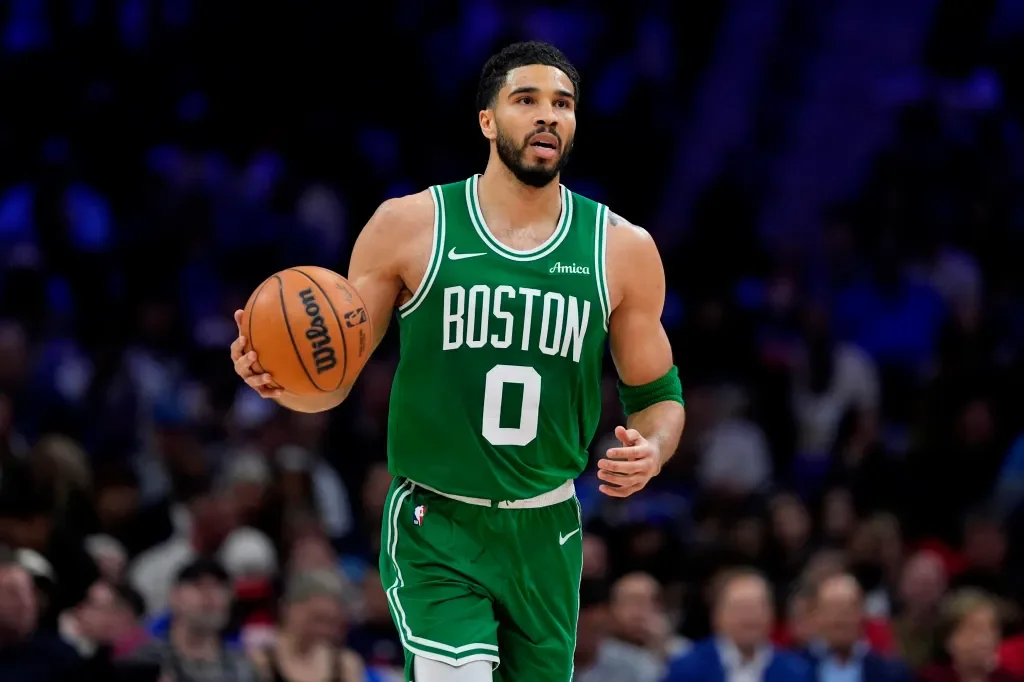 Tatum cleared for Game 7 after leg stiffness scare
