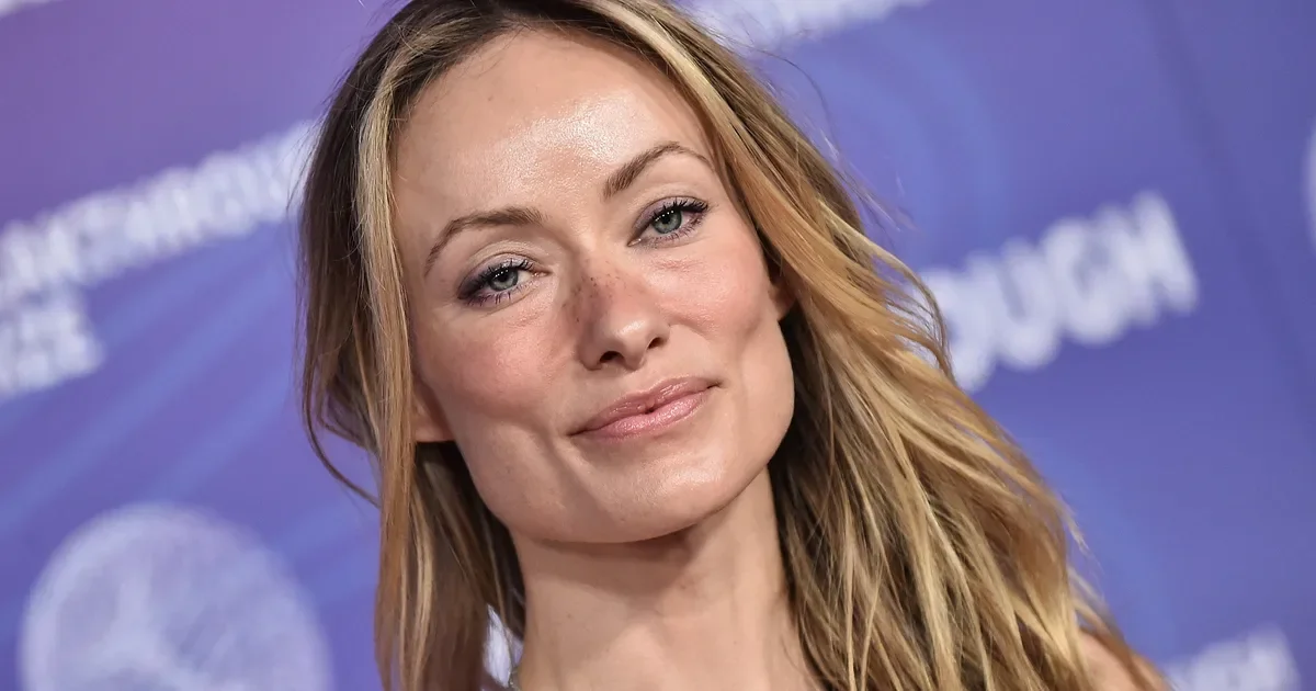 Olivia Wilde Says Viral Red-Carpet Moment Was a Fish-Eye Lens