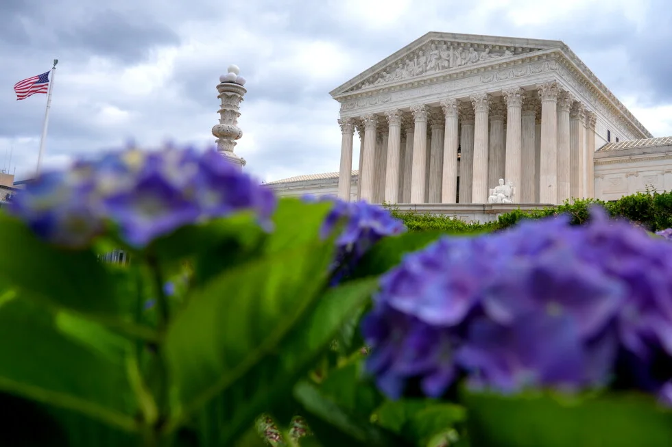 High court clears path for revived Trump-era immigration rule