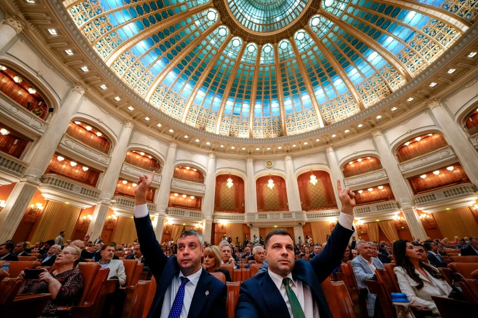 Romania’s Parliament Rejects New Government, Deepening Election Risk