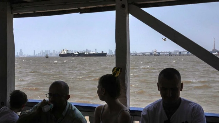 Trump floats joint venture with Iran to toll Strait of Hormuz