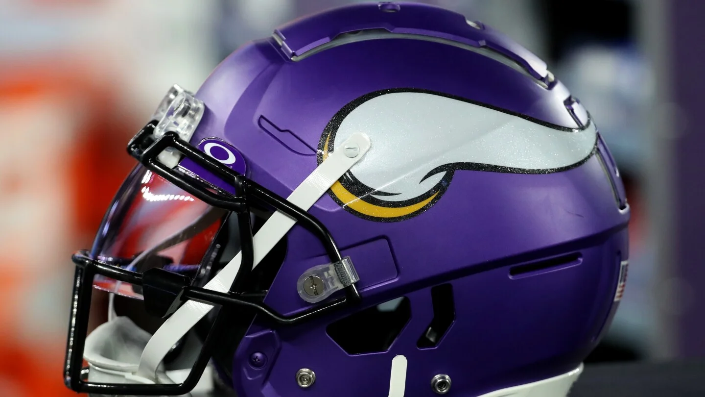 Vikings Launch Open QB Battle: Murray vs. McCarthy
