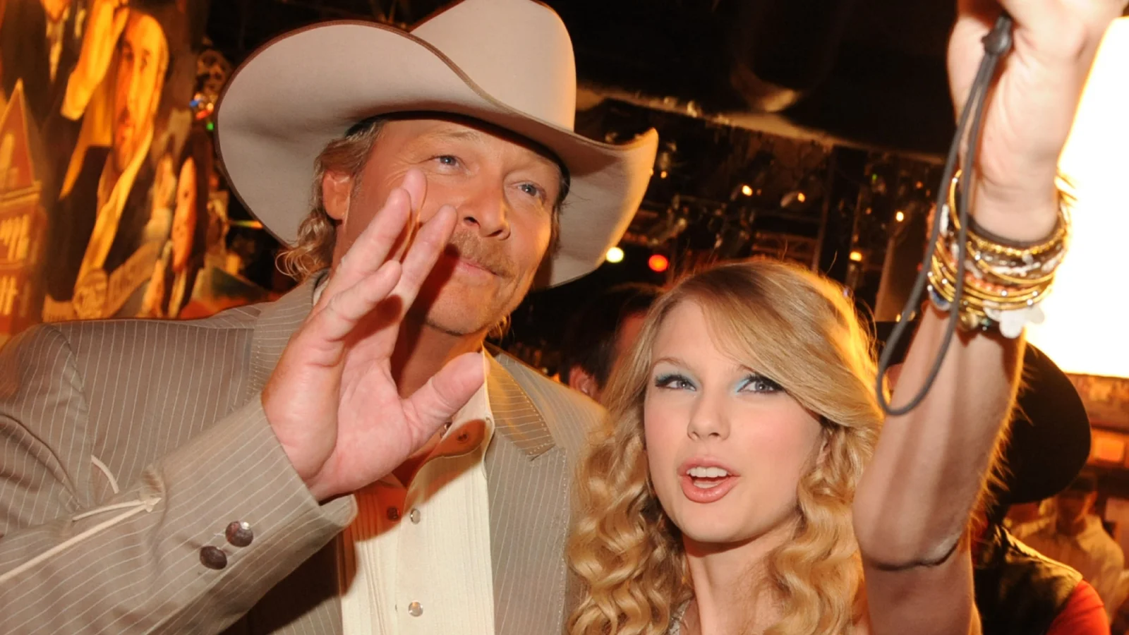 Taylor Swift’s Farewell Video to Alan Jackson Divides Nashville Crowd