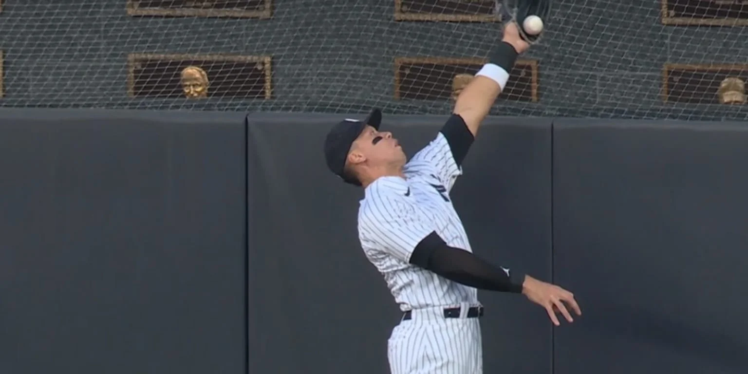 Ohtani and Judge exchange HRs in Yankees-Angels game.