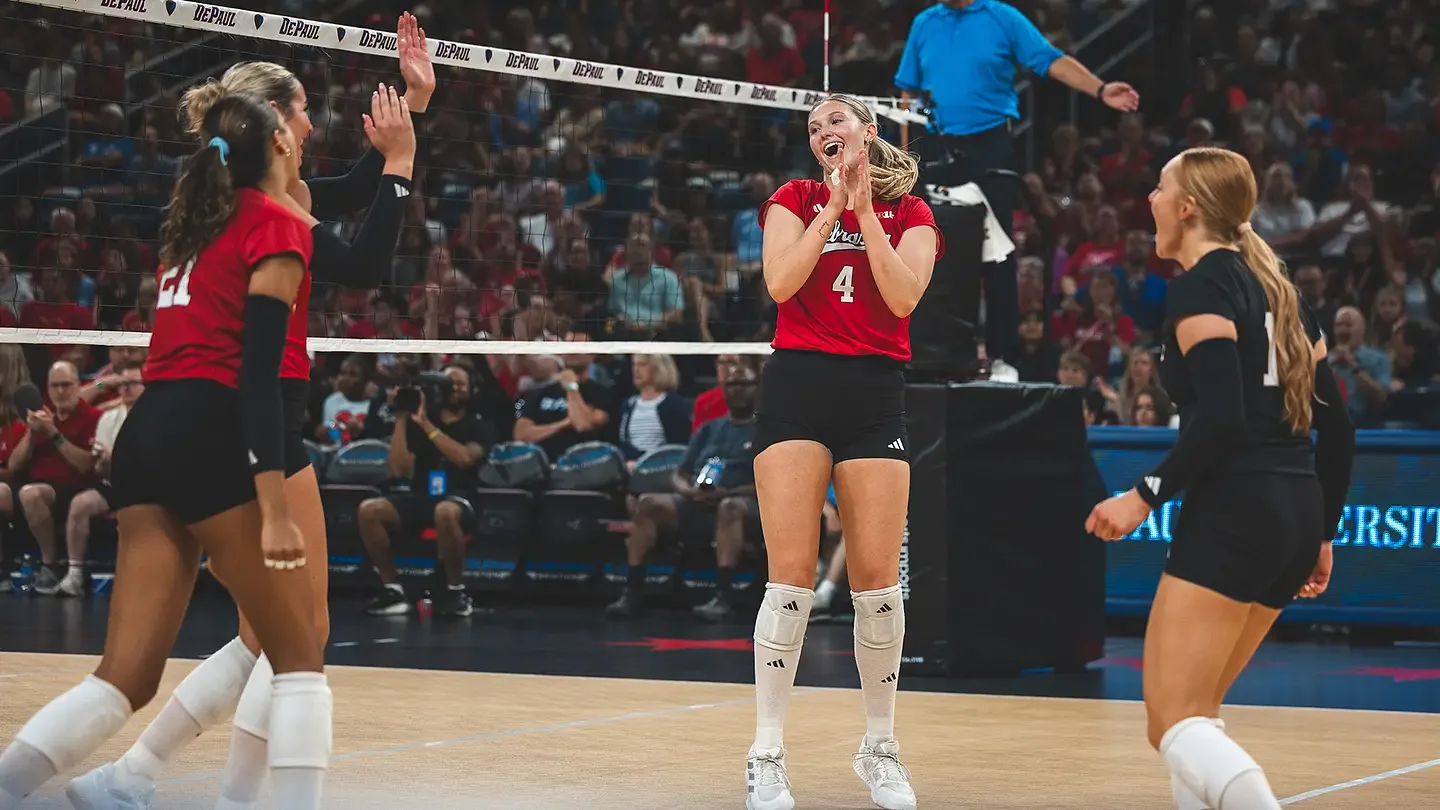 No. 1 Nebraska Volleyball Cruises Past DePaul, Sets Up Wrigley Field Showdown
