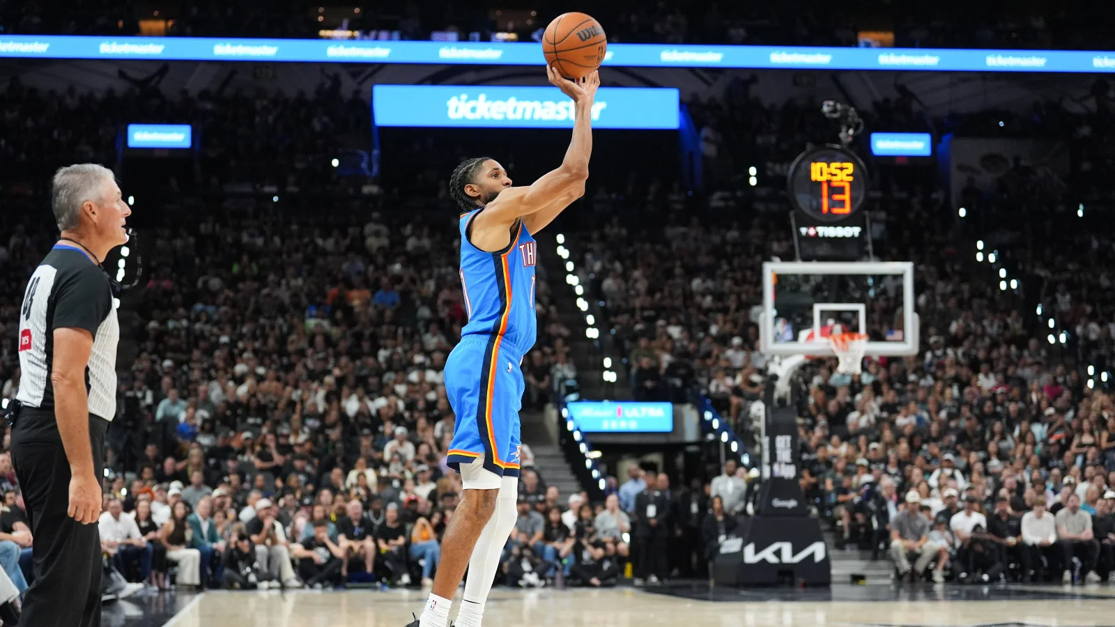 Pistons land sharpshooter Isaiah Joe to bolster floor spacing
