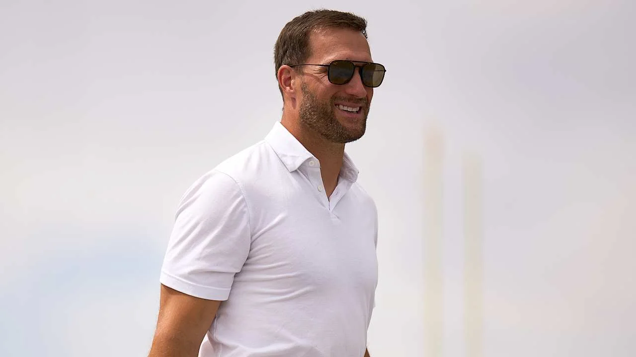 Cousins bets on a fresh chapter in Las Vegas with the Raiders