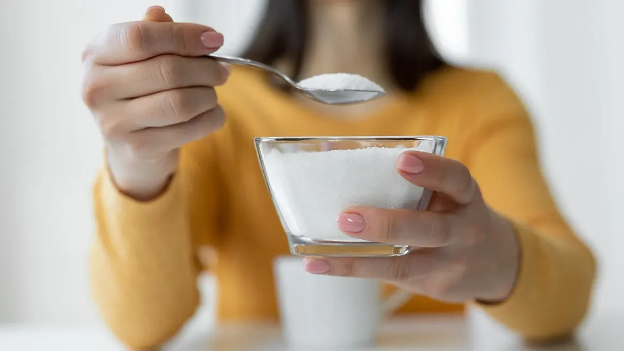 Removing all sugar may backfire on gut health, mouse study finds