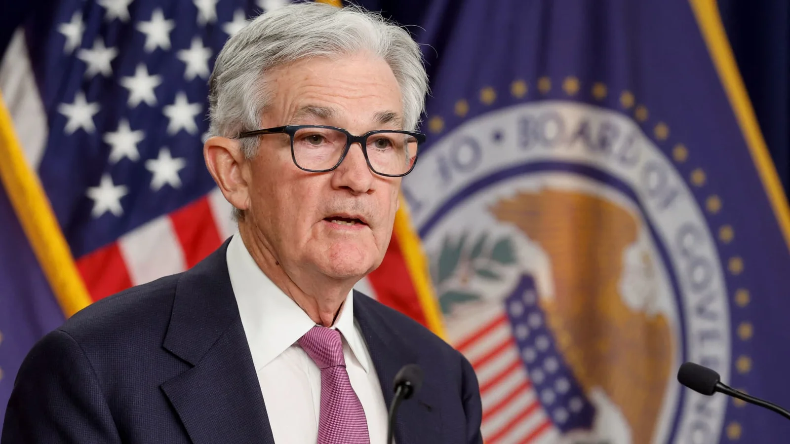 "Federal Reserve weighs rate hike amidst banking concerns"