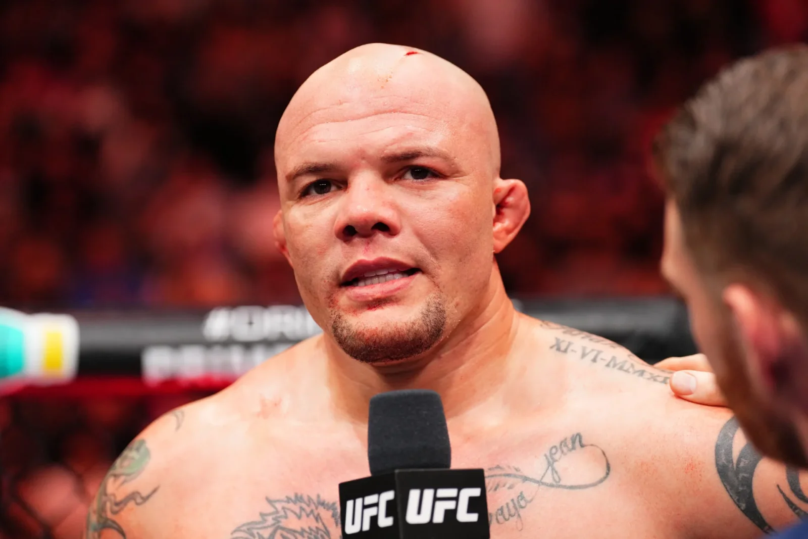 Anthony Smith Breaks Silence After Domestic-Charge Arrest