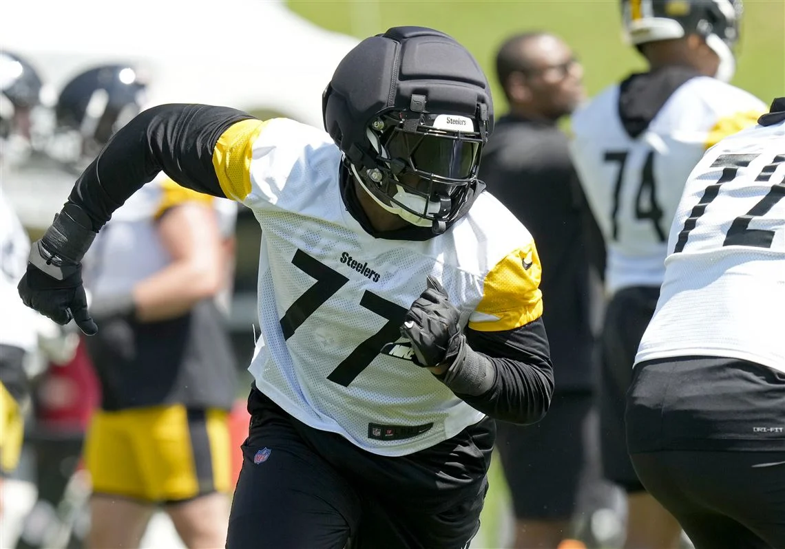 Jones and Allar Shine During Steelers Night Practice at Latrobe