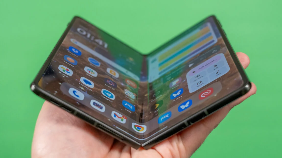 Razr Fold: Big-screen foldable in a pocketable package, but with a steep price