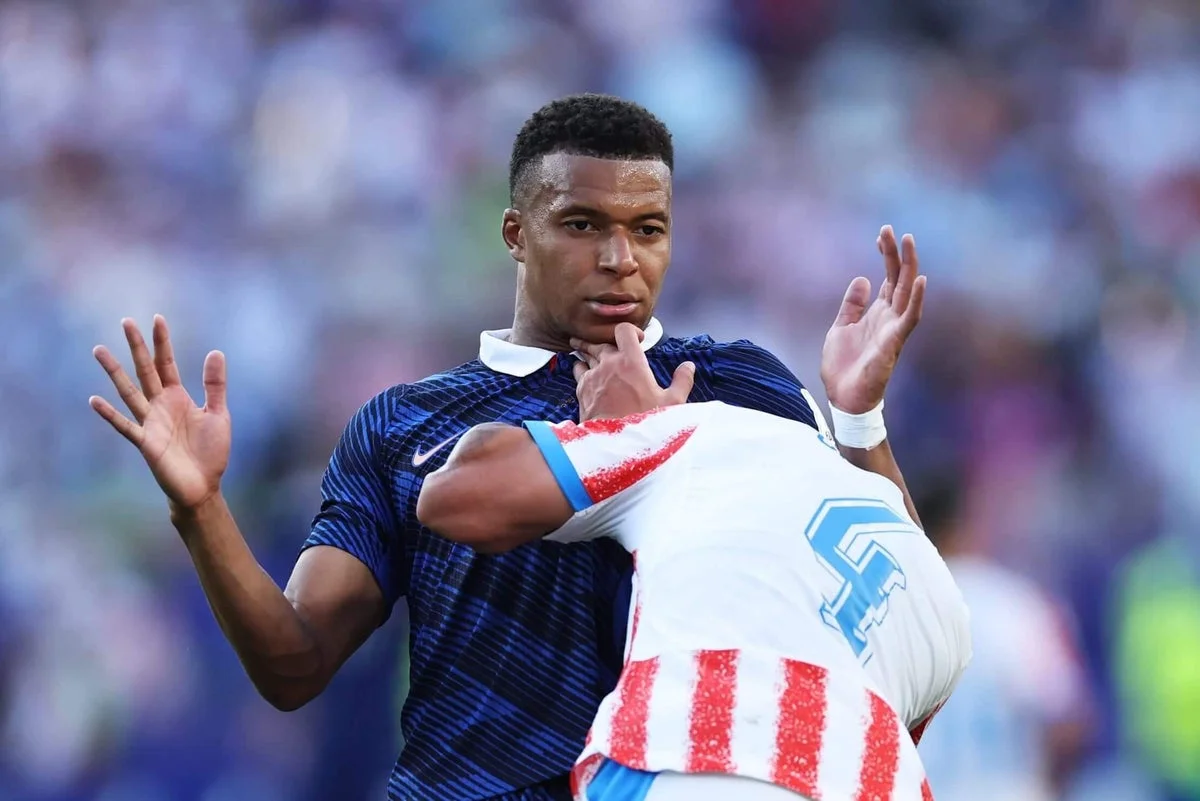 Paraguay’s Frustrating Tactics Against France Ignite Debate