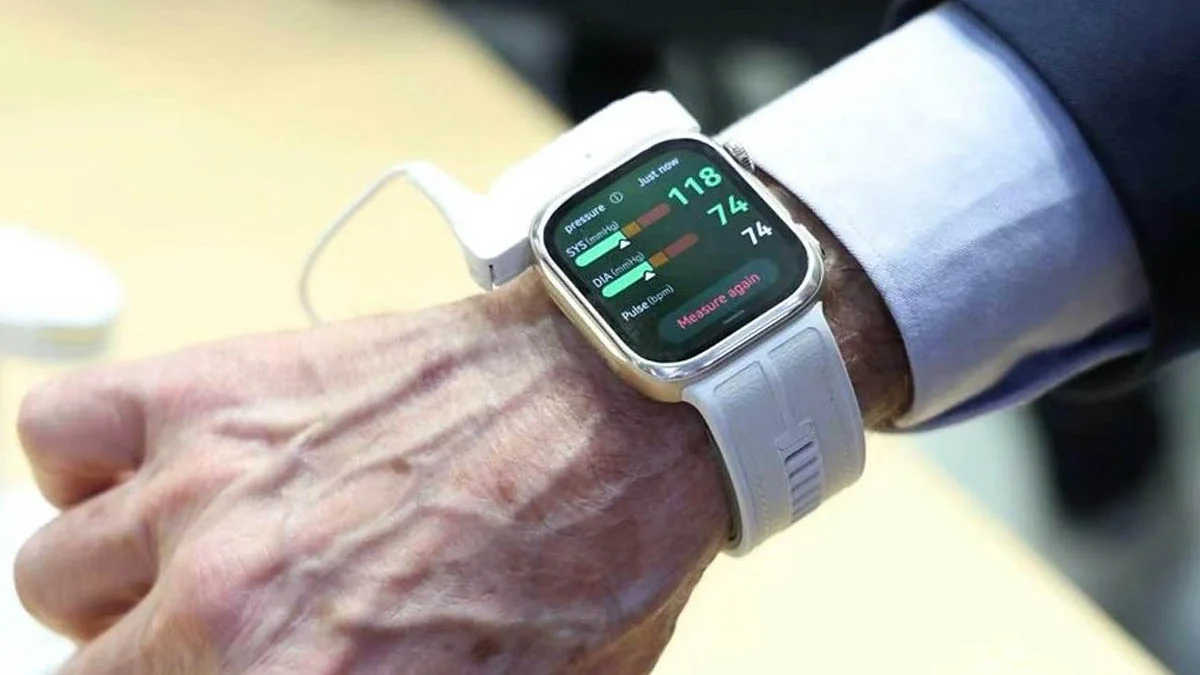 Huawei Readies Watch D3 with Enhanced Blood-Pressure Tracking Ahead of Sept. 2 Debut
