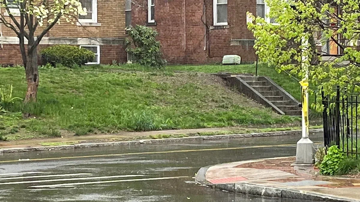 Fatal Hit-and-Run in Hartford: Police Search for Driver.