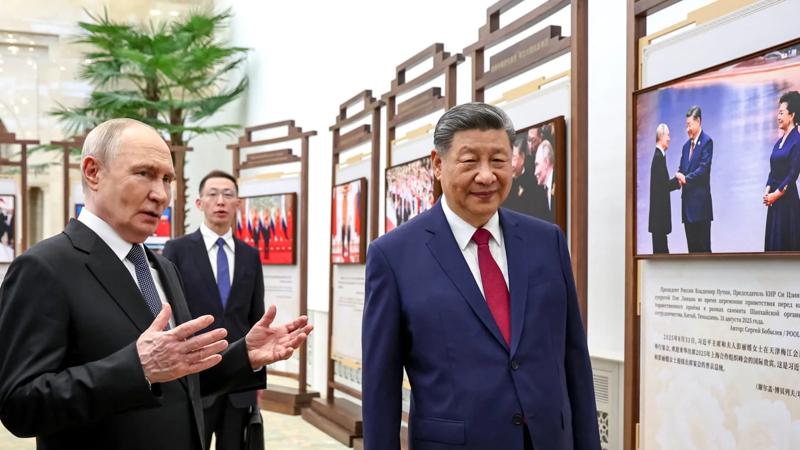 Xi-Putin pledge lasting ties as Siberia 2 gas pipeline talks stall