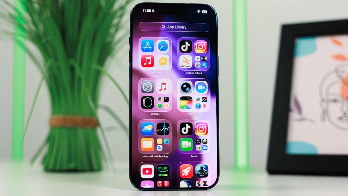 Apple's A20 Pro Aims to Run Cooler with WMCM Packaging in iPhone 18 Pro