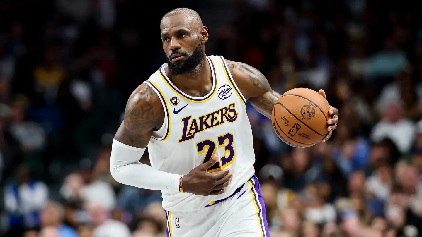 LeBron’s Next Chapter? SI Panel Debates Free-Agent Landing